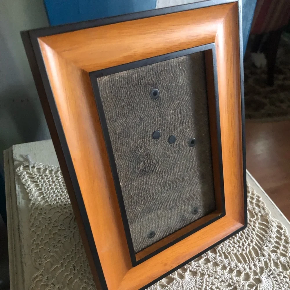 Wood Picture Frame Easel Back